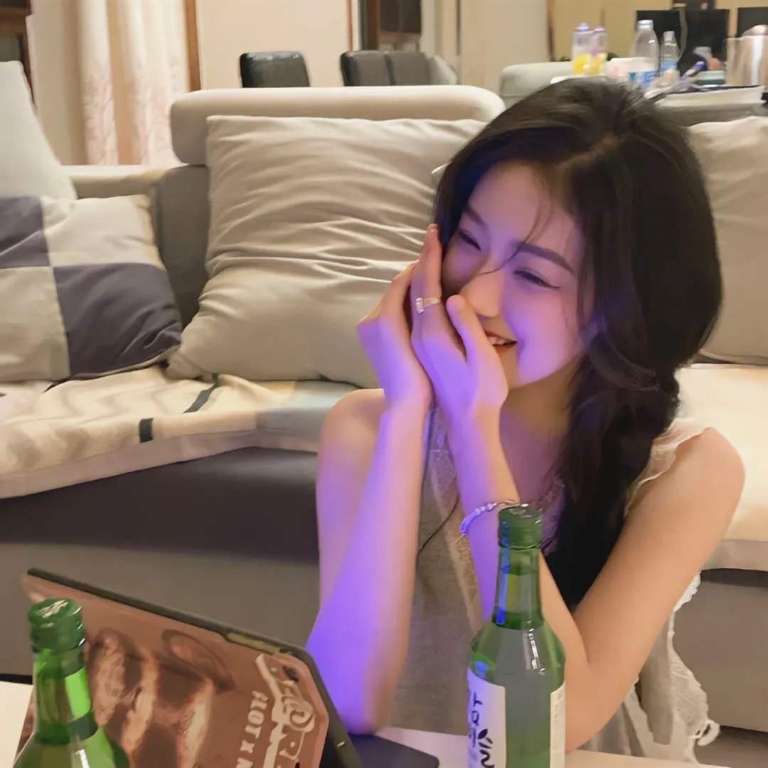 她爱 在线观看封面